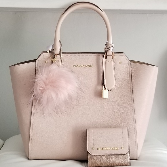 🚫SOLD🚫NWT MK HAYES TOTE +TRIFOLD WALLET SET - Picture 2 of 8